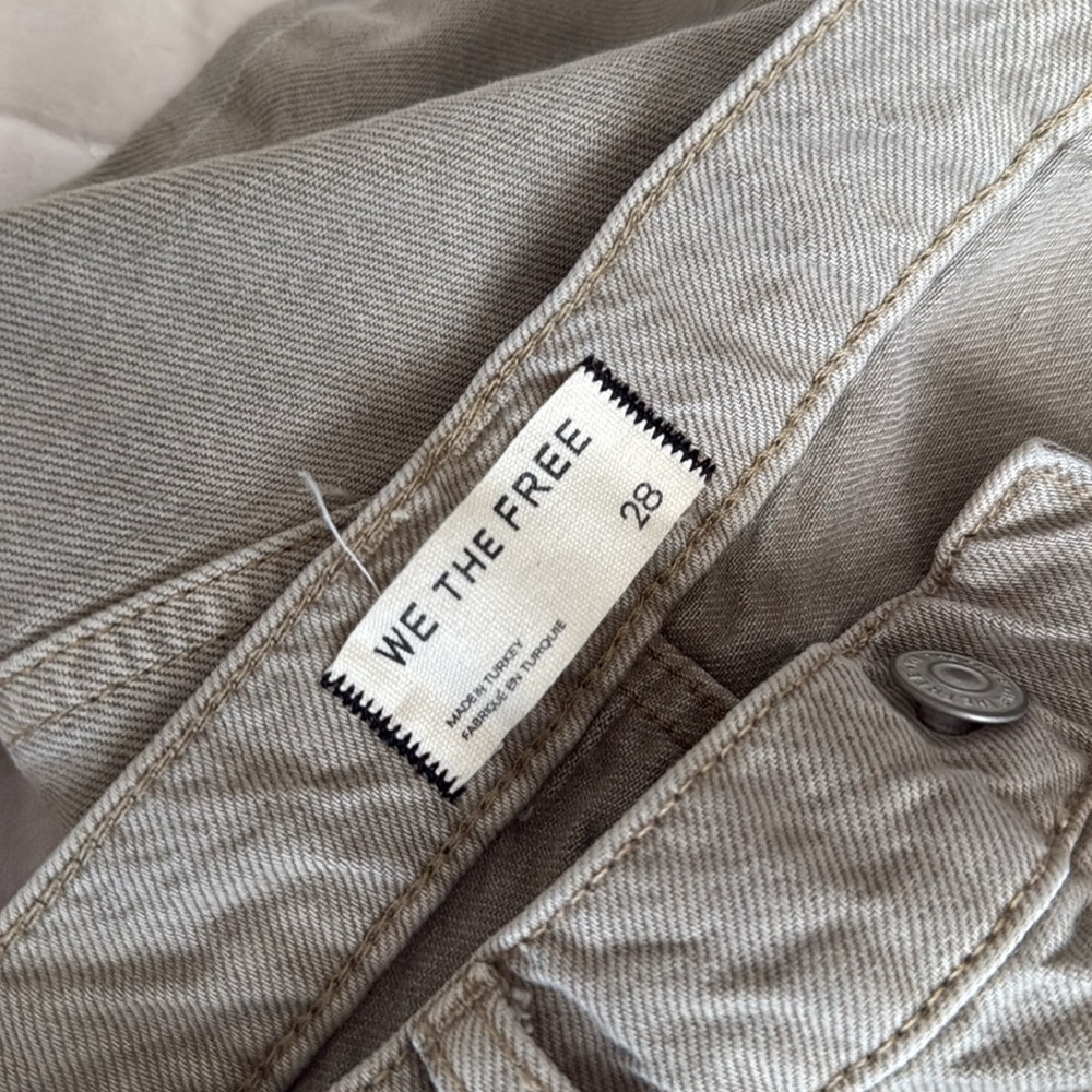 NWOT We The Free Good Luck Mid-Rise Barrel Jeans - Picture 3 of 4